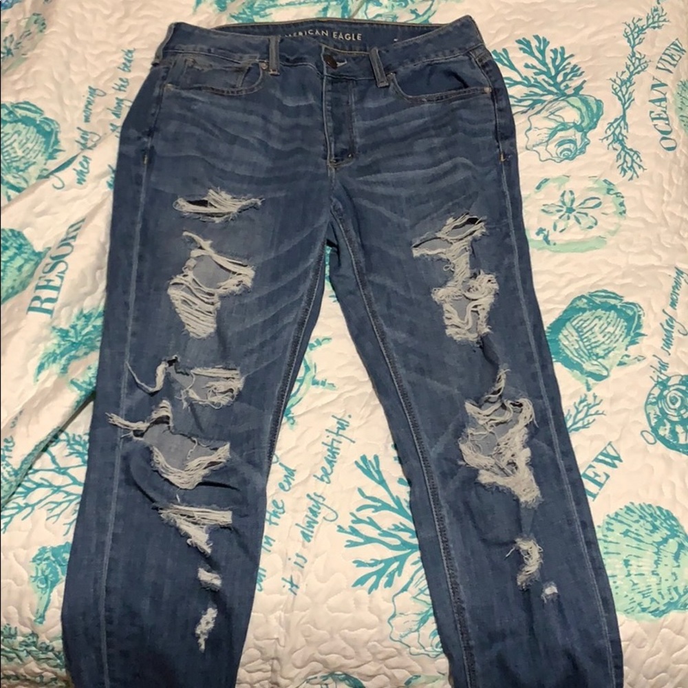 Boyfriend ripped jeans